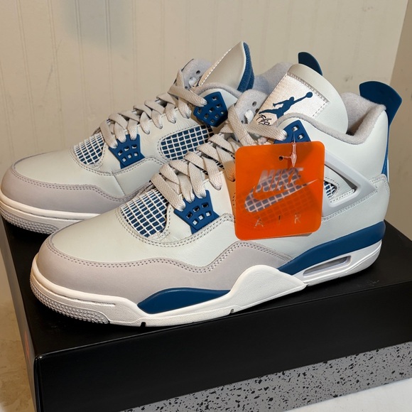 Air Jordan 4 Retro Off White/Military Blue FV5029-141
